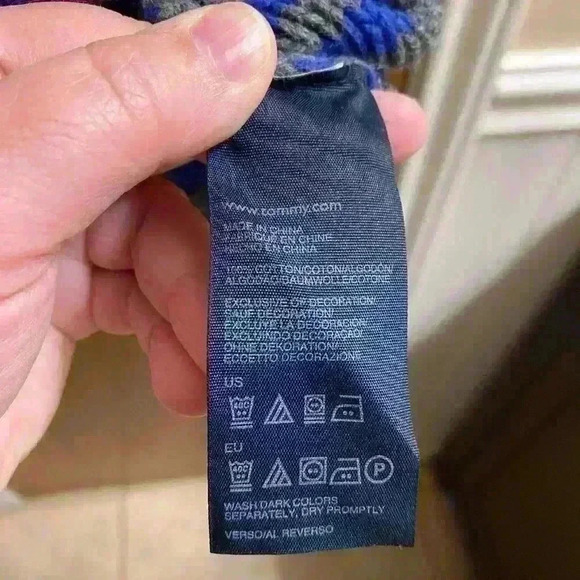 Tommy Hilfiger Short Sleeve Sweater Womens Size XL Blue Gray Striped Colorful - Picture 8 of 9